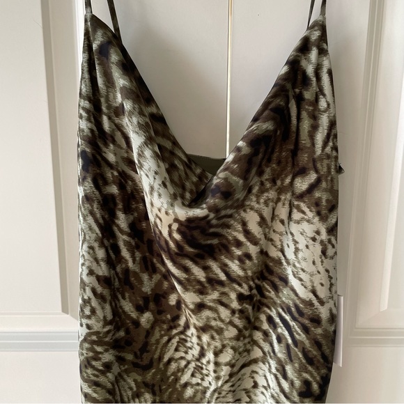 Good American Jungle Print Cowl Neck Green Bias Midi Slip Dress Size Small - Picture 3 of 11